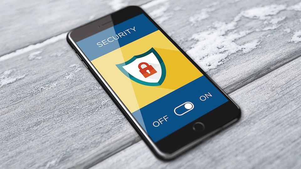 مراجعة إعدادات الخصوصية في هاتفك لمنع تتبع البيانات غير المرغوب فيه